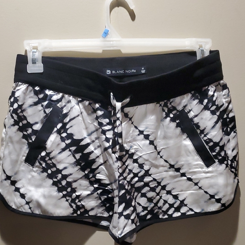 Blanc Noir Women's Athletic Shorts in Black and White Pattern..100% SILK